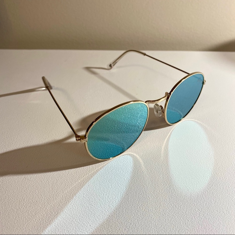 Authentic Betsey Johnson Round Retro Sunglasses